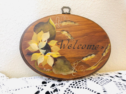 Hand Painted Oval Wood "Welcome" Sign